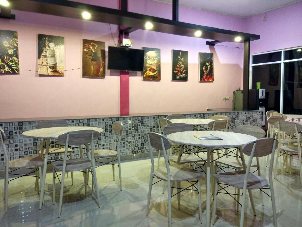 Hotel Sunset Beach labuhan jukung Krui Bagian luar foto